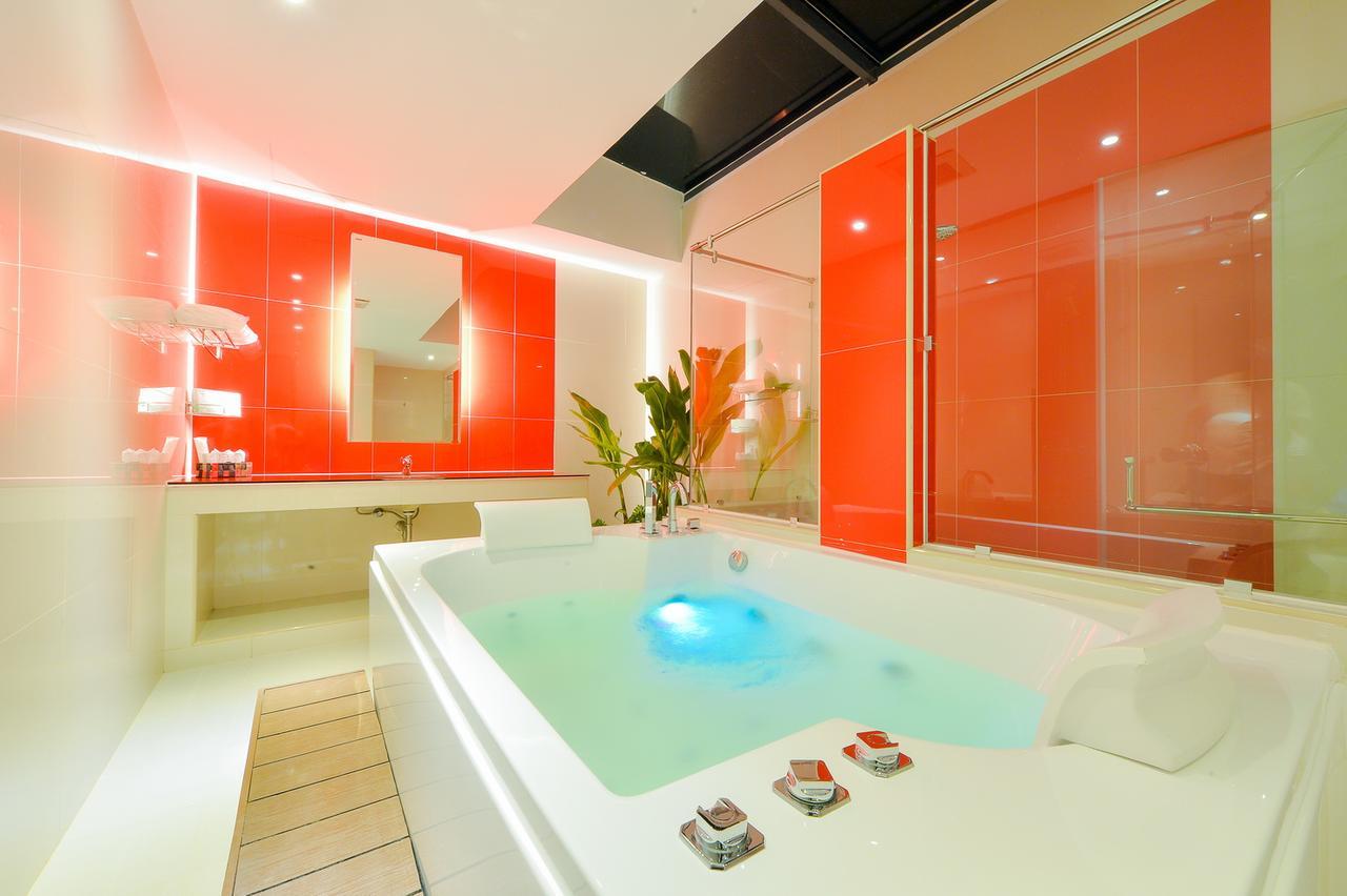 Nice Residence Hotel Huahin - Sha Extra Plus Kültér fotó